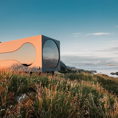 Birdbox Reksta 弗洛罗