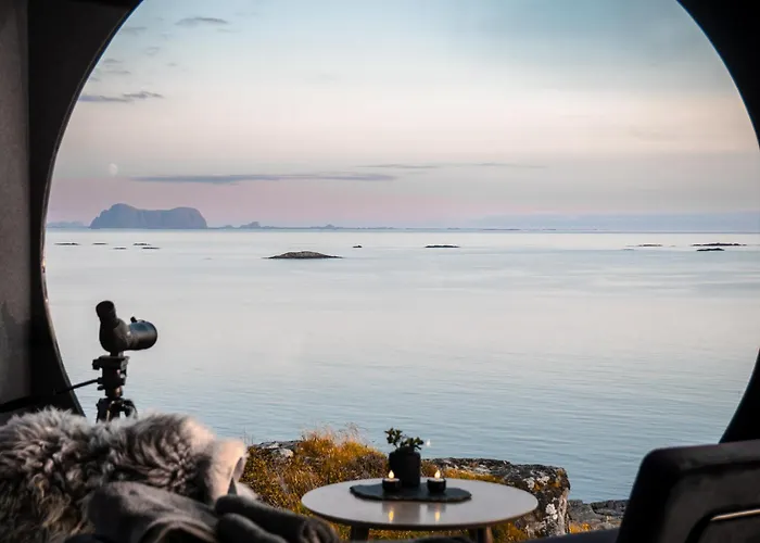 Birdbox Reksta Chata *