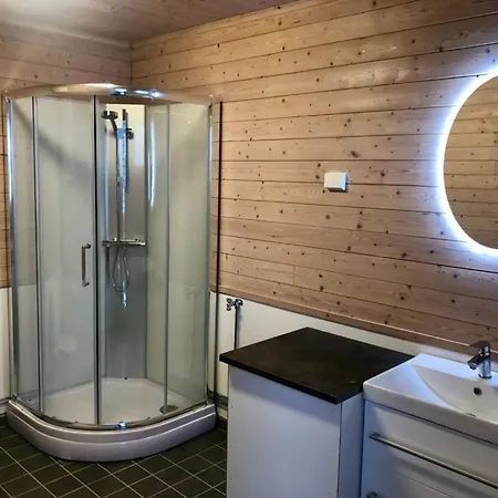 Birdbox Reksta * Florø