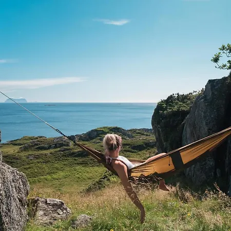 Birdbox Reksta * Florø