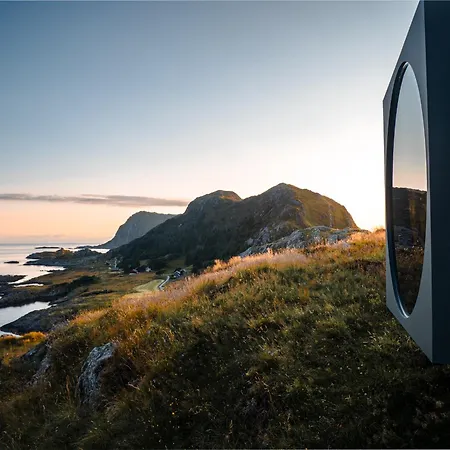 Birdbox Reksta Alojamento de Turismo Selvagem